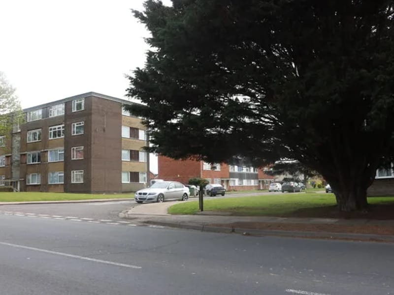 Wendover Road in Aylesbury, England photo 1