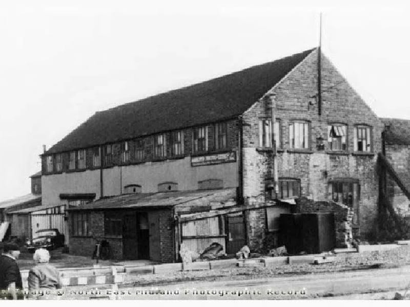 The Hollies - Assisted Living in Sutton In Ashfield, England photo 3