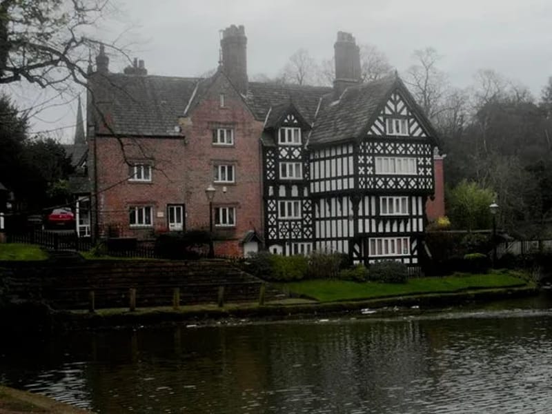 Right at Home Lymm and Warrington South - In-Home Care in Lymm, England photo 3