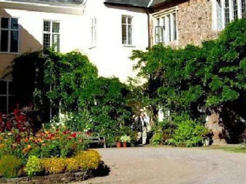 Castle Grove Nursing Home - Nursing Home in Tiverton, England photo 1