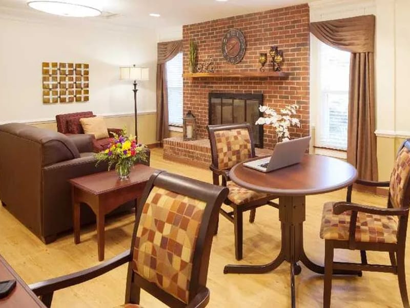 Abbotts Creek Center - Nursing Home in Lexington, NC photo 2