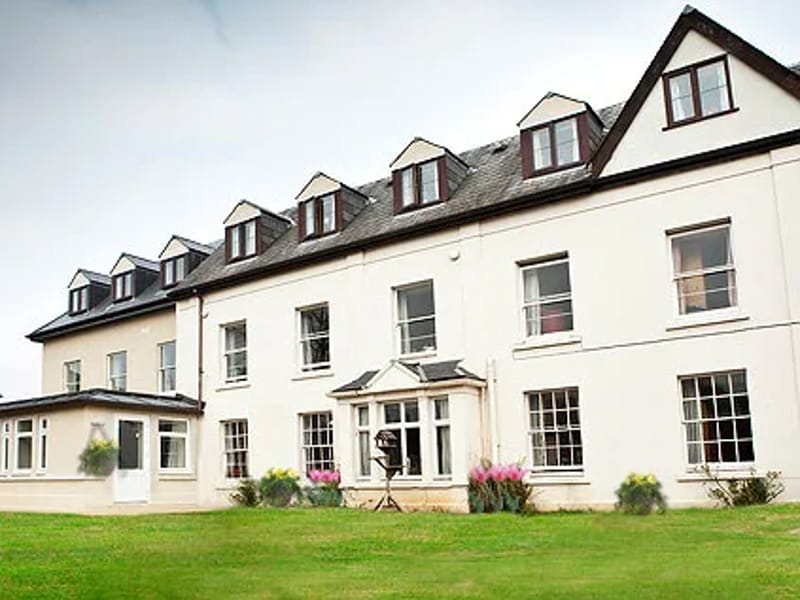 Cotswold House Care Home - Nursing Home in Stroud, England photo 2
