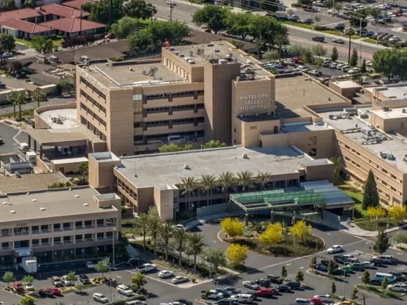 Antelope Valley Hospital - Hospital in Lancaster, CA photo 2