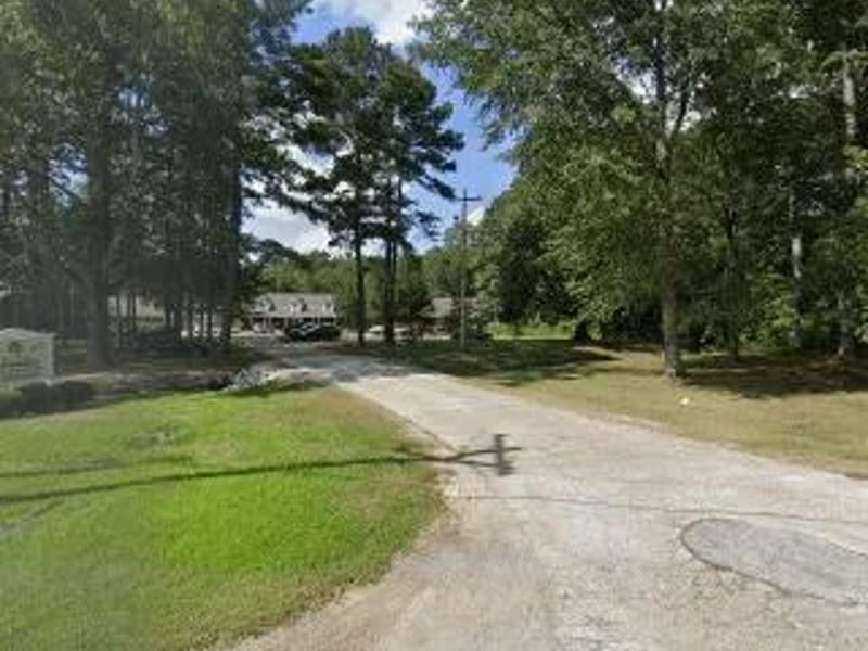 Diversicare of Amory - Nursing Home in Amory, MS photo 3