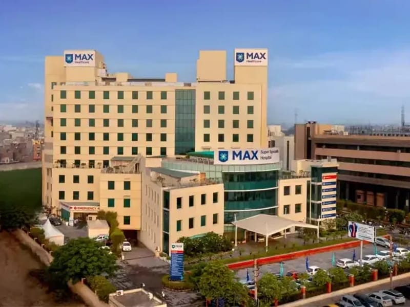 Max Super Specialty Hospital  (A Unit of Muthoot Hospital Pvt. Ltd.) - अस्पताल in Dwarka, Delhi photo 1
