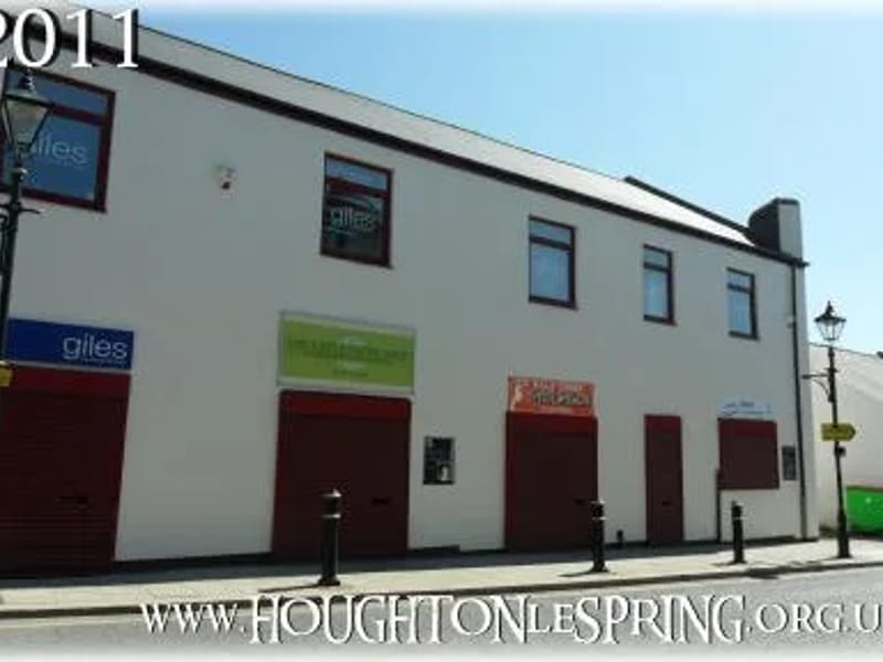 Lambton House - Nursing Home in Houghton Le Spring, England photo 2