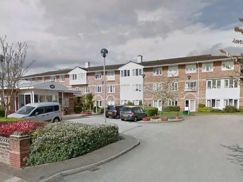 Housing 21 - Seagrave Court in Nottingham, England photo 1