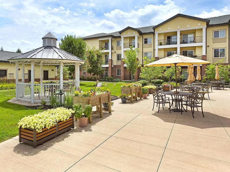 Country Club Center V, Inc - Nursing Home in Delaware, OH photo 2