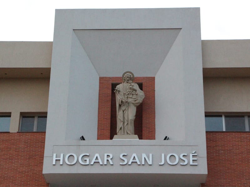 Hogar San Jose - Hogar de Ancianos in Palencia, Castilla y León photo 2