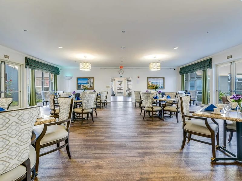 Janet'S Residential Facility For The Elderly - Assisted Living in San Francisco, CA photo 2