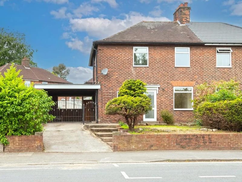 Littlemoor House in Chesterfield, England photo 5