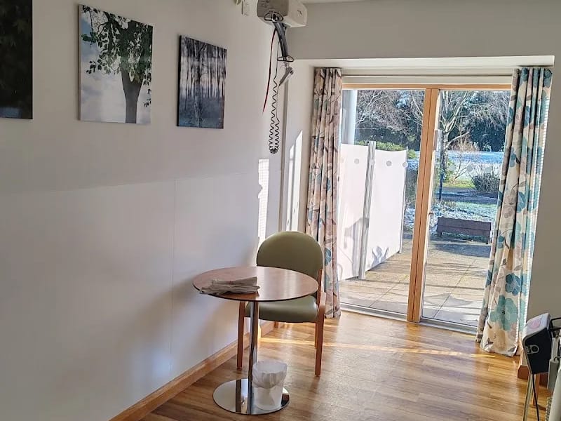 Prospect Hospice in Swindon, England photo 8