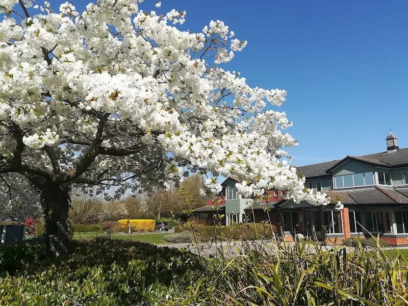 Prospect Hospice in Swindon, England photo 1