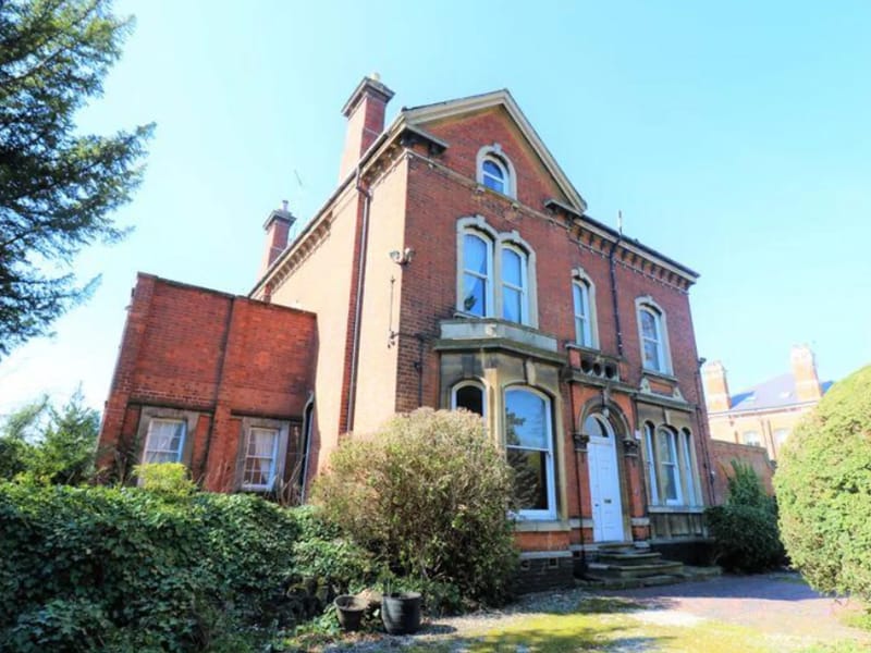 AL House - Assisted Living in Walsall, England photo 3