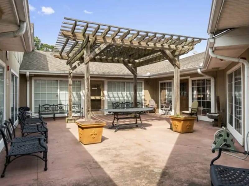 Southern Hills Healthcare and Rehabilitation - Nursing Home in Shreveport, LA photo 2