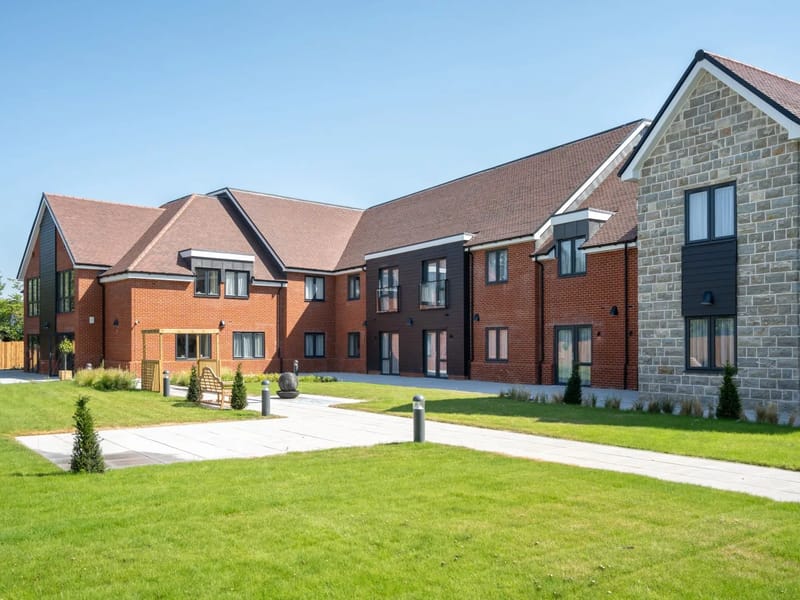 Maplewood Court Care Home - Nursing Home in Maidstone, England photo 5