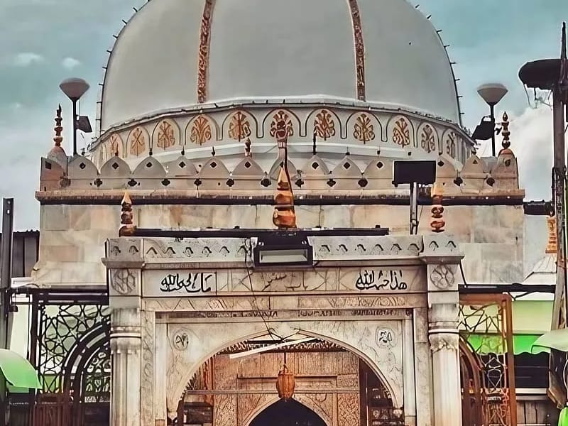 Garib Nawaz Eye Care, Nayabazar, Swami Vivekanand Path - वृद्धाश्रम in Nayabazar, Bihar photo 3