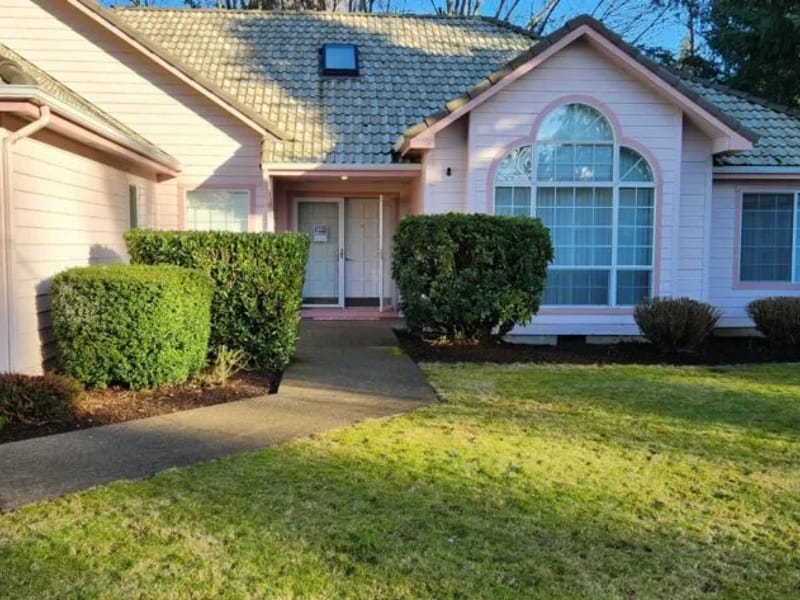 Angelicare Adult Foster Home Llc - Assisted Living in Warren, MI photo 2