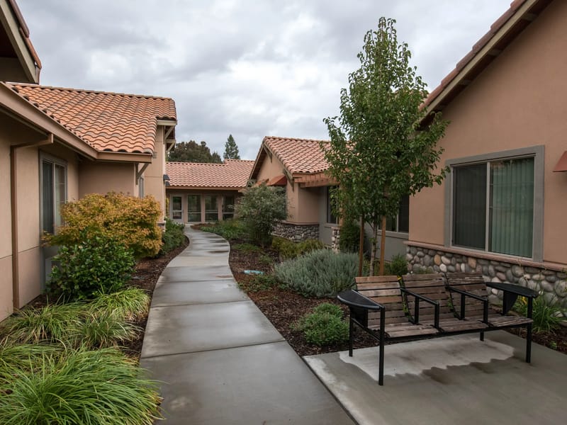 Meadow Creek Villa - Assisted Living in Stockton, CA photo 2