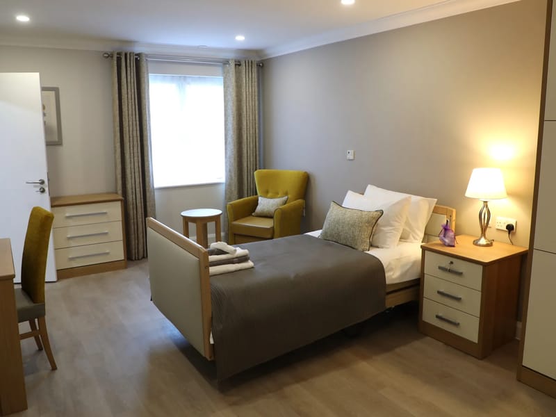 Selwood House Care Home - Nursing Home in Dorchester, England photo 2
