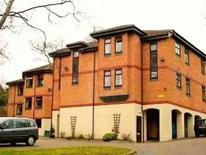 Harewood Court Nursing Home in Leeds, England photo 2