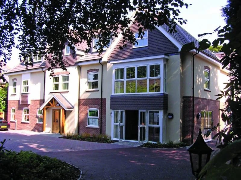 Aranlaw House Care Home - Nursing Home in Poole, England photo 2