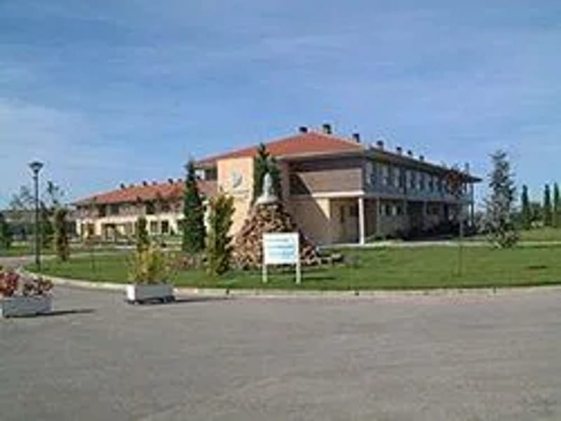 Residencia Geriatrica Los Tomillares - Hogar de Ancianos in Castrillo Del Val, Castilla y León photo 1