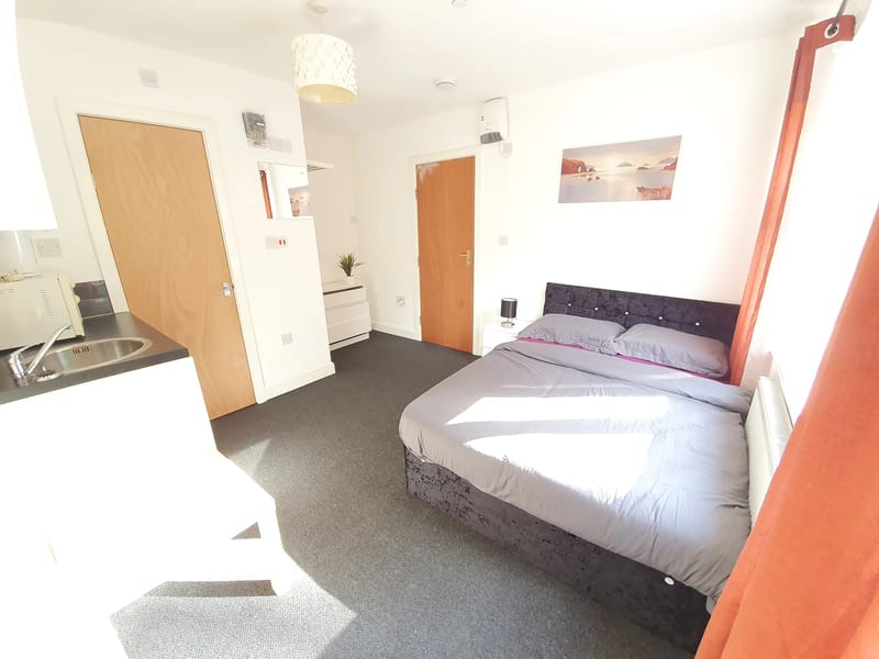 Suite 6B, Anchor House - Assisted Living in Dudley, England photo 2