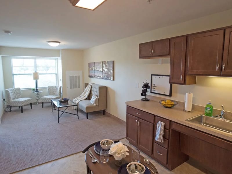 Hellenic Senior Living Of Indianapolis - Assisted Living in Indianapolis, IN photo 3