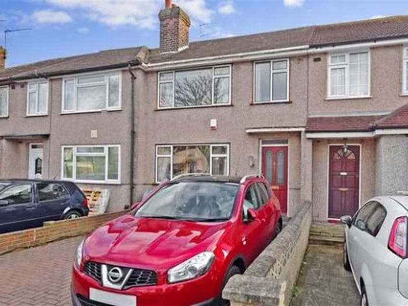 Candover House - Assisted Living in Hornchurch, England photo 2