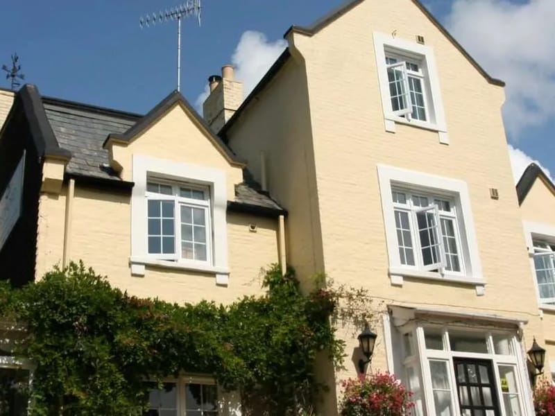 Blakelands Lodge in Bedford, England photo 2