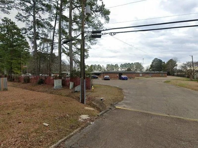 Aurora Health and Rehabilitation - Nursing Home in Columbus, MS photo 2