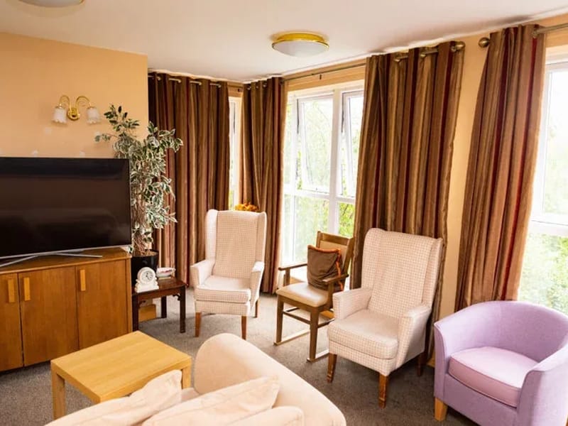 Tunbridge Wells Care Centre - Nursing Home in Tunbridge Wells, England photo 3