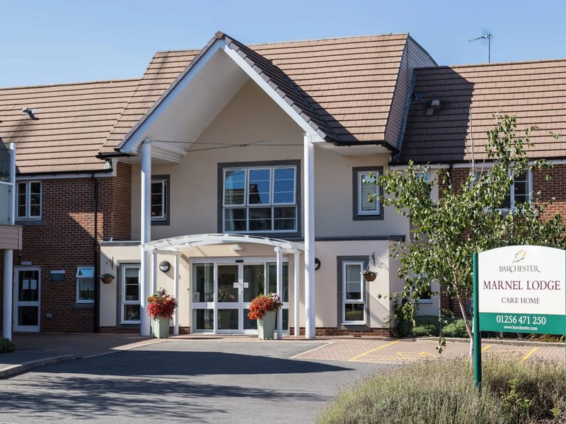 Marnel Lodge Care Home - Nursing Home in Basingstoke, England photo 1