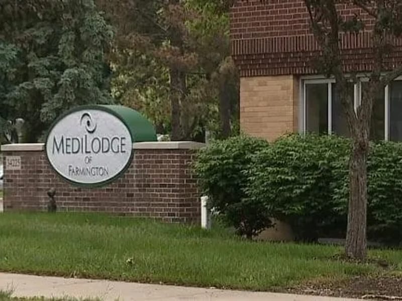 Medilodge of Farmington - Nursing Home in Farmington, MI photo 2