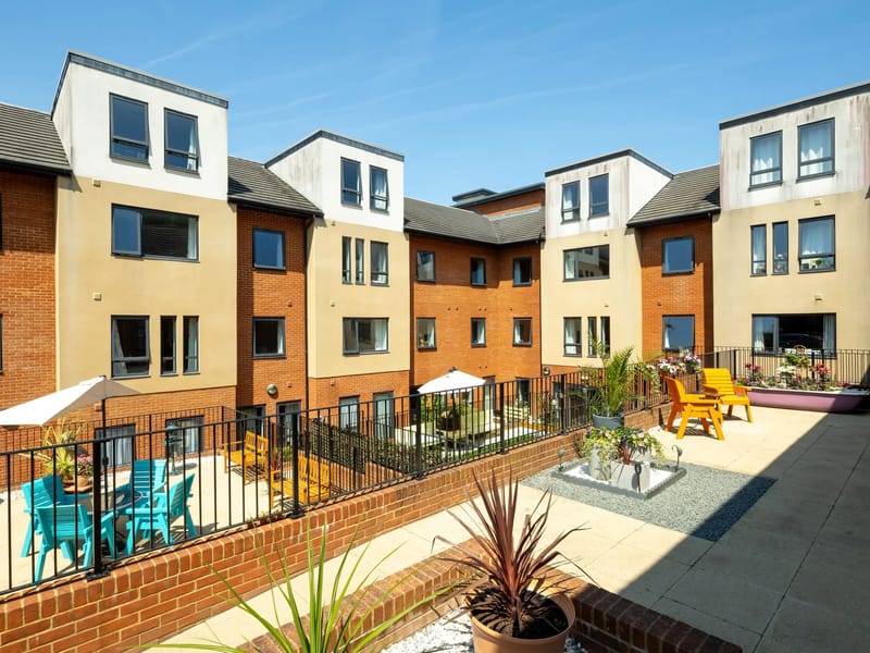 Reddington House - Assisted Living in Dover, England photo 1