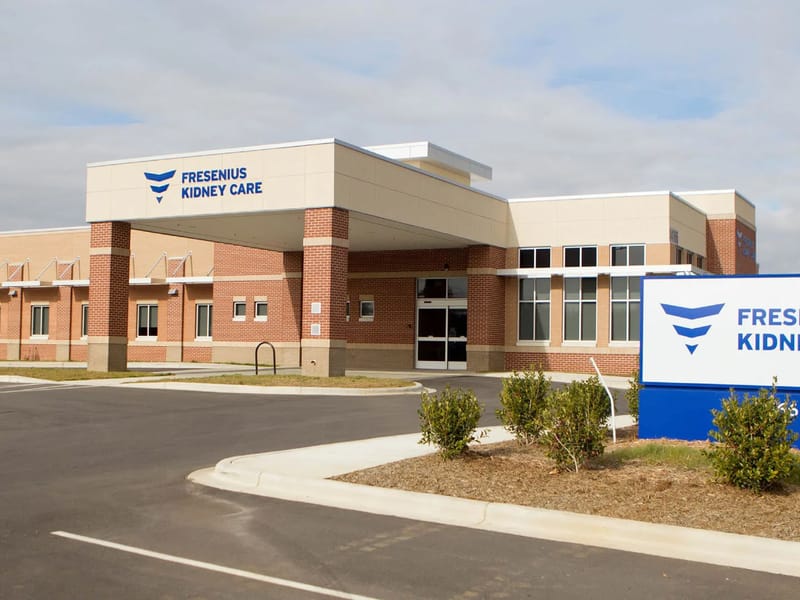 032564 Maryvale Dialysis (FMC) - Dialysis in Phoenix, AZ photo 1