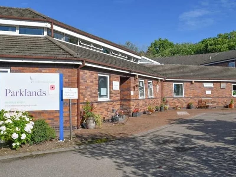 Parklands Residential Care Home - Assisted Living in Stockport, England photo 4