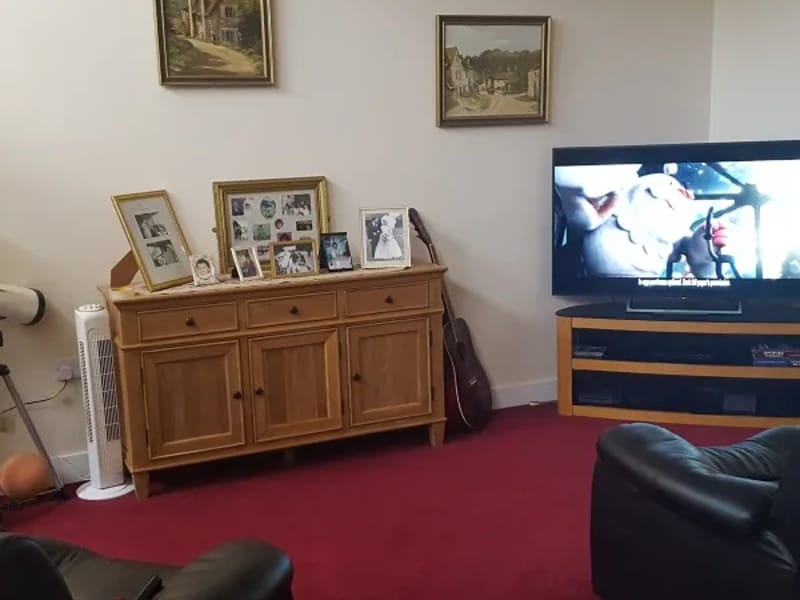 Lynton House in Nottingham, England photo 3