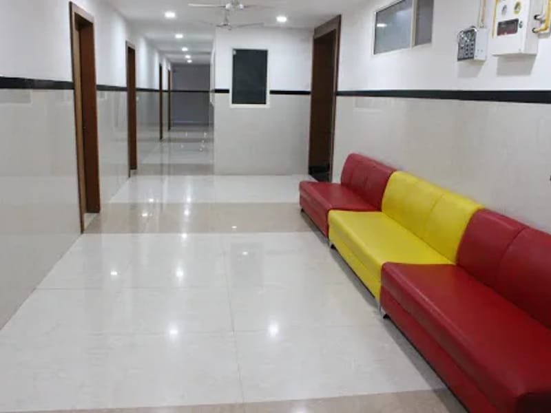 Chauhan Multispeciality & Trauma Centre - वृद्धाश्रम in Pathankot, Punjab photo 3