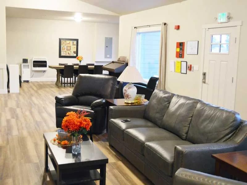 Creekstone Care Homes Llc - Assisted Living in Kennewick, WA photo 2