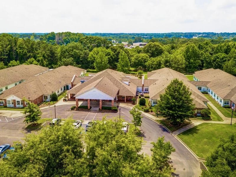 Bridgewood Gardens, Assisted Living — Assisted Living, Albertville, AL · photo 1