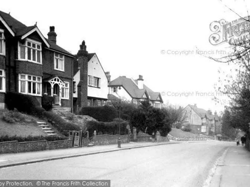 Bramley Avenue - Assisted Living in Coulsdon, England photo 2