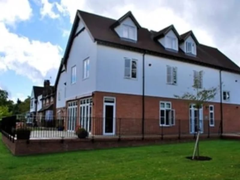Frindsbury House - Nursing Home in Rochester, England photo 1