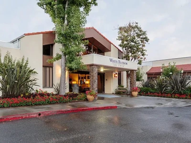 Camden Postacute Care, Inc - Nursing Home in Campbell, CA photo 2