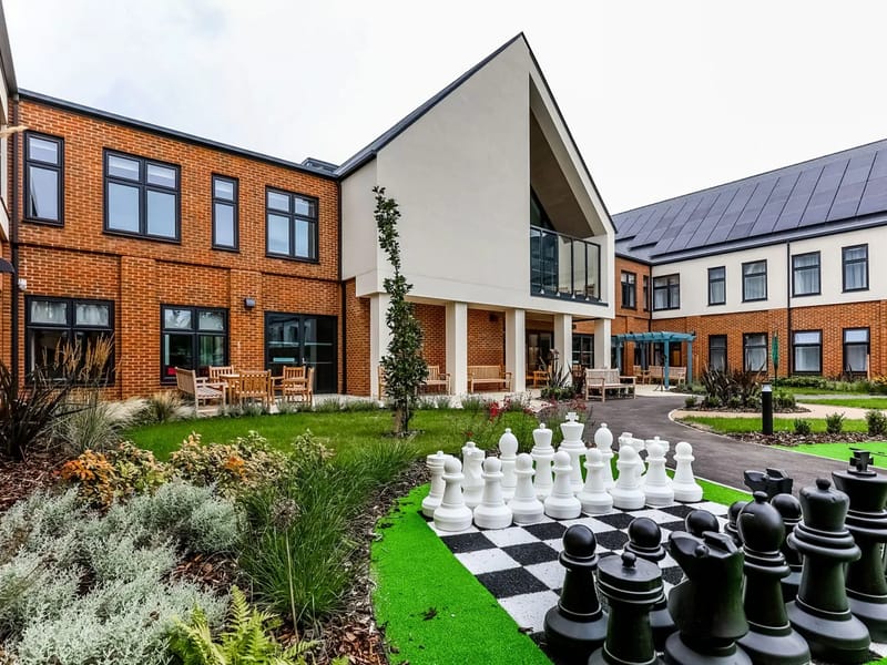 Figbury Lodge - Assisted Living in Poole, England photo 2