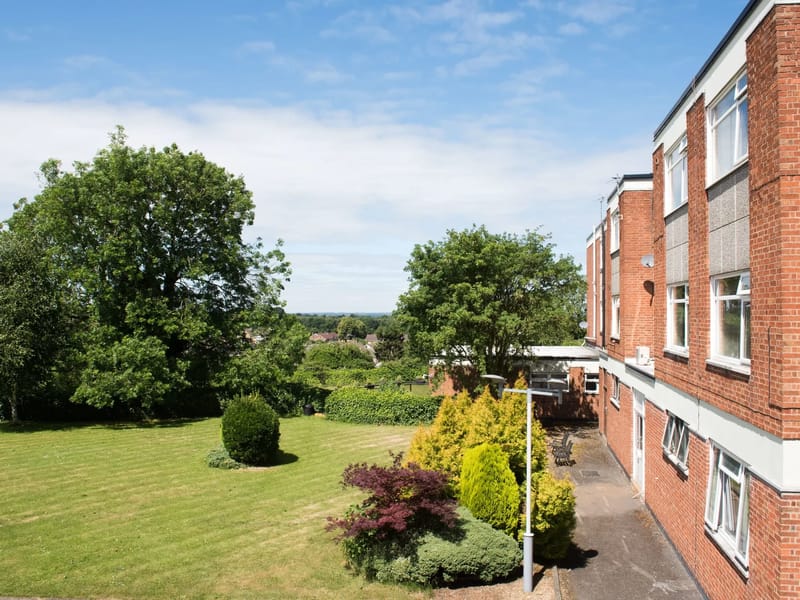 Devonshire Court in Leicester, England photo 2