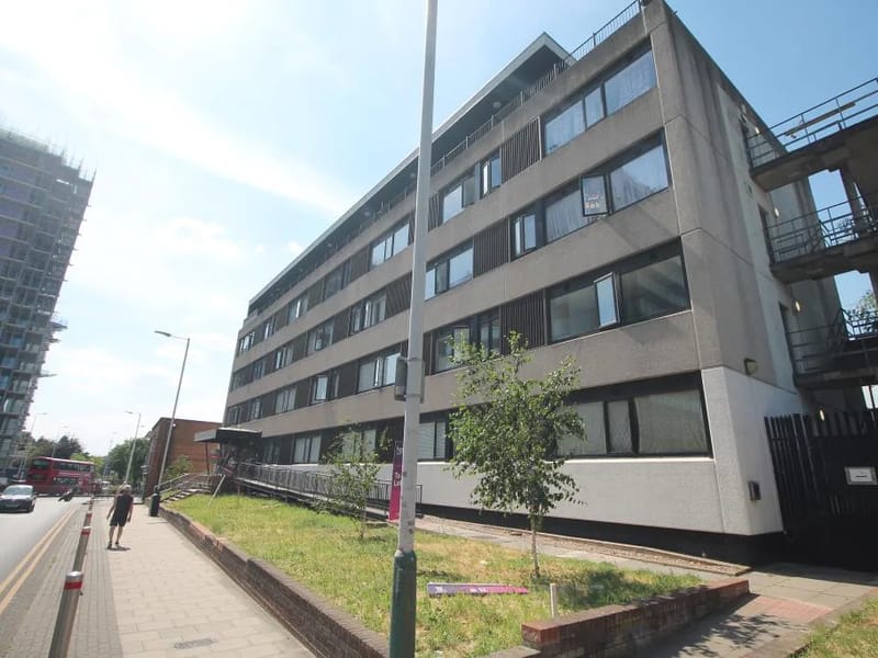 Rowallan House - Nursing Home in Romford, England photo 1