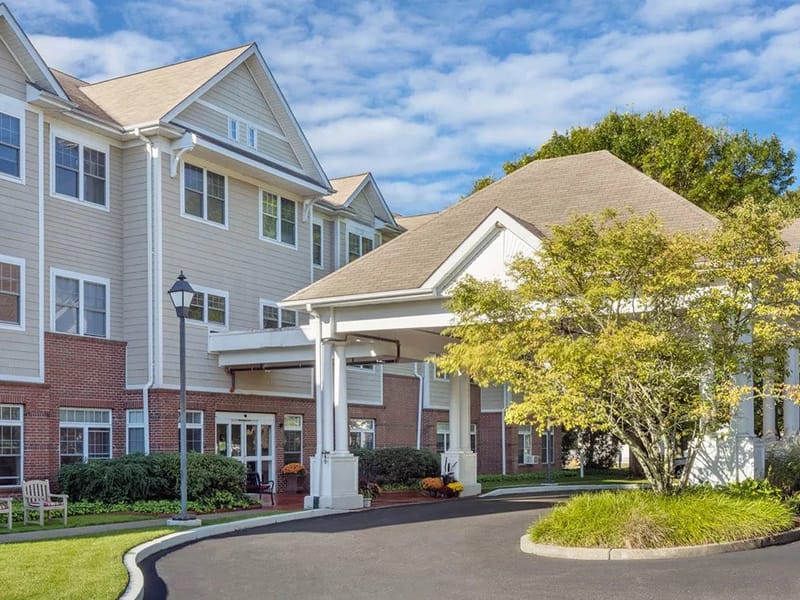 Fairlawn Adult Home, Inc — Assisted Living, East Northport, NY · photo 3