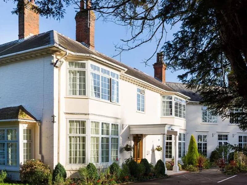 Hungerford Care Home - Nursing Home in Hungerford, England photo 2